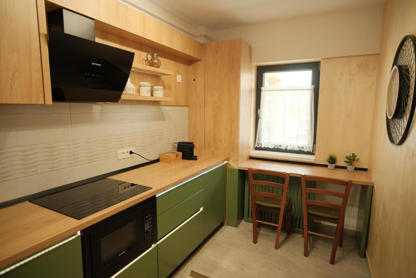 Green Studio Targu Neamt Luaran gambar